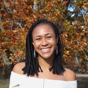 Meet your Posher, Gabriela